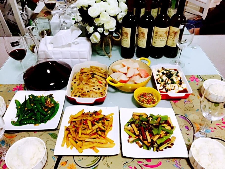 房主是一个很会做饭的,小女生,如果时间来得及,可以一起吃饭