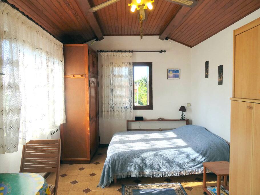 Côté chambre à coucher