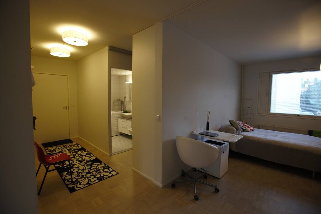 lobby & bathroom