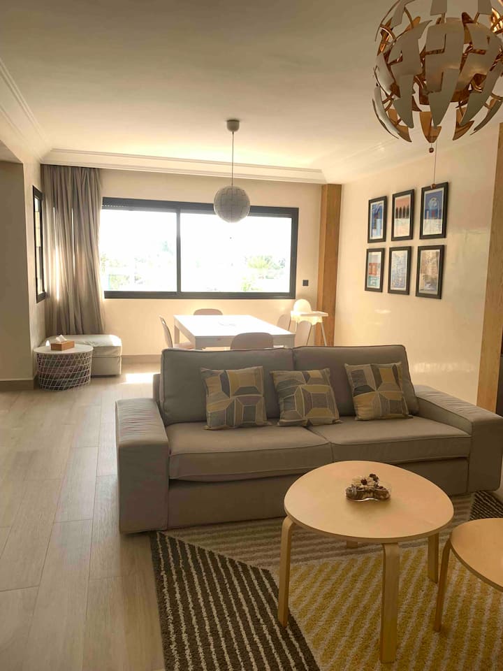Bright, Spacious 3-bedroom Downtown - Casablanca