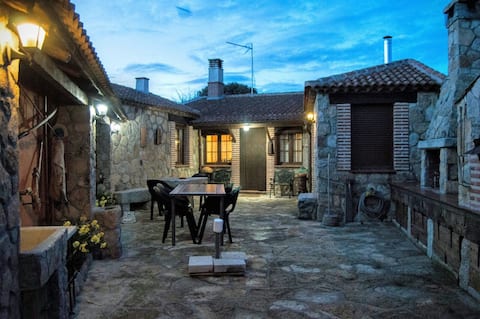 Popular Airbnb listing: Casa Tío Romo (Amavida, Ávila) in Ávila