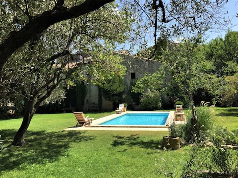 Charming renovated Mazet with swimming pool