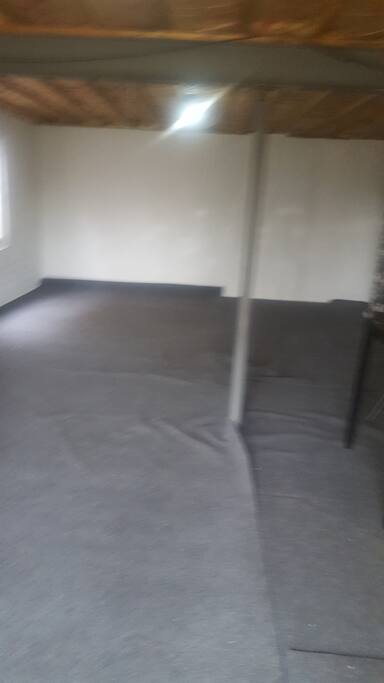 Big space for extra guests or small group.. pump bed can be provided for additional price