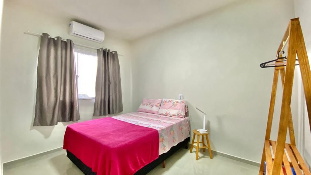 Bweni la kitanda cha watu wawili, mlango wa kufungua sentimita 0.78