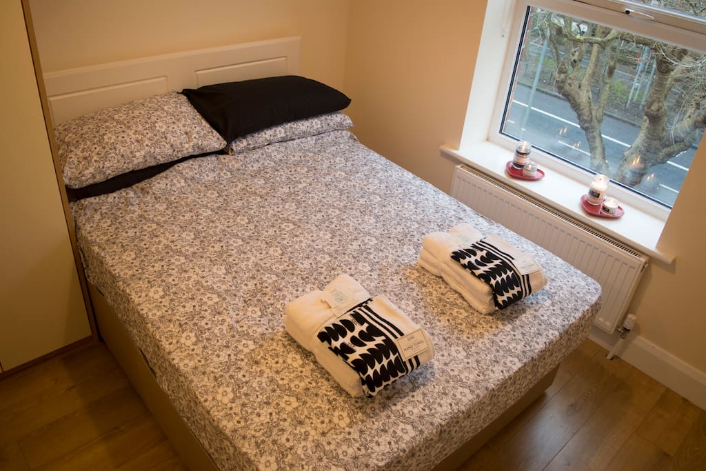 Master bedroom 1