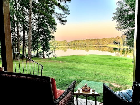 The Lakehouse at Colline Rouge (Red Hill)