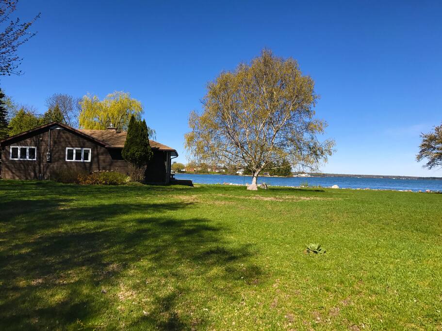 Large back yard is great for family fun like soccer or bocce, or family events like a wedding or reunion.