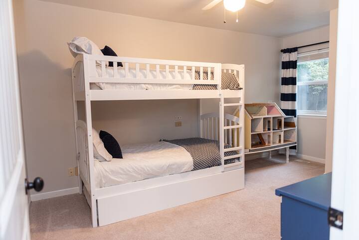 Bedroom 2: Bunk room includes pull-out trundle.