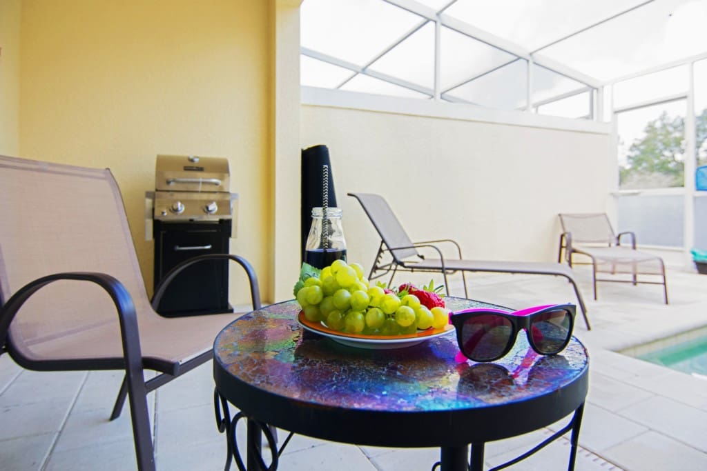 Chair, Furniture, Dining Table, Table, Oven
