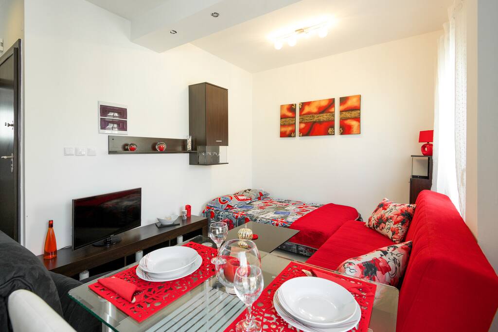 red studio