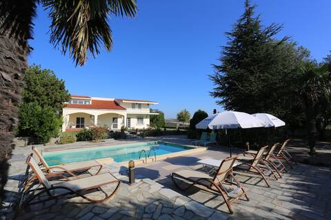 Villa 'Orestis-Melina'
