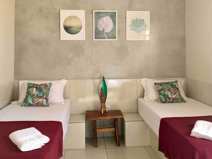 spavaća soba br. 3 s 3 kreveta za jednu osobu / soba br. 3 s 3 odvojena kreveta