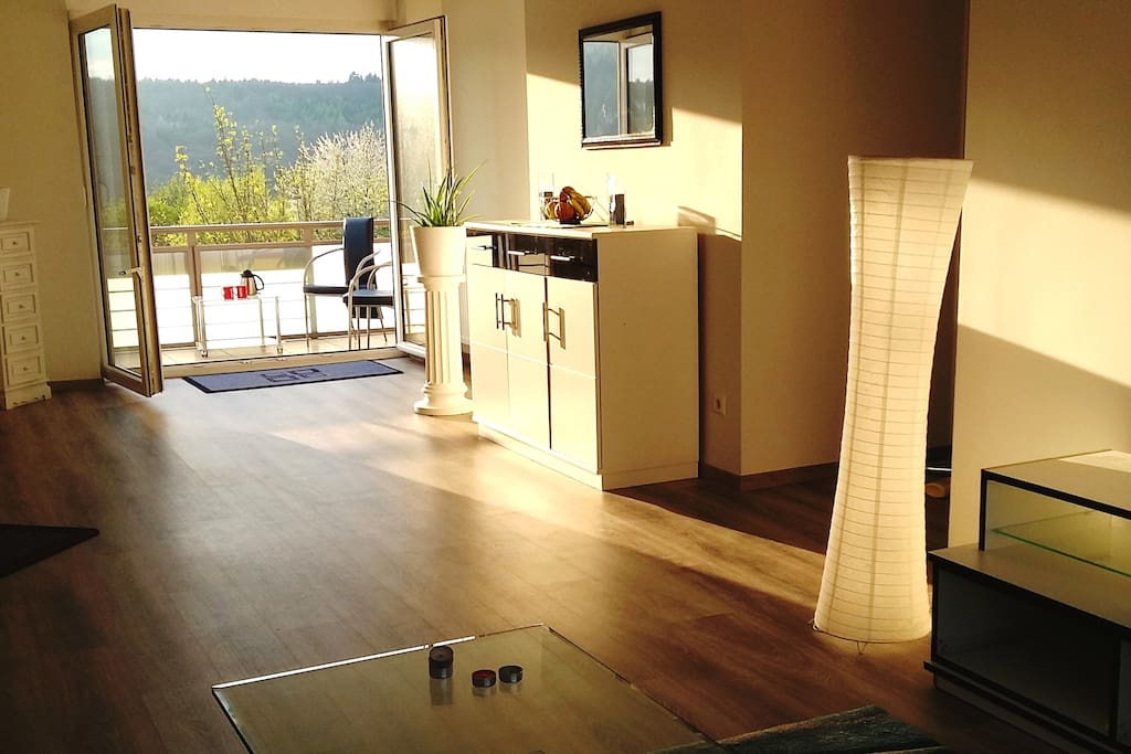 Essbereich Richtung Balkon