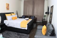 Super+Modern+Apartment+in+JHB+Maboneng+%28WIFI%2BDSTV%29