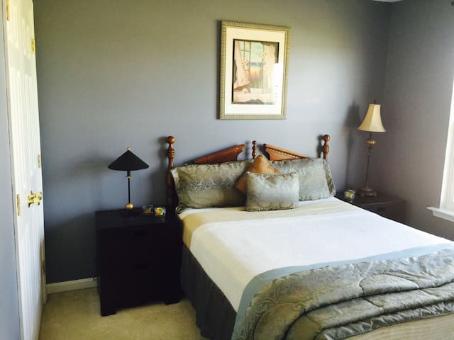 Elegant townhouse with one bedroom