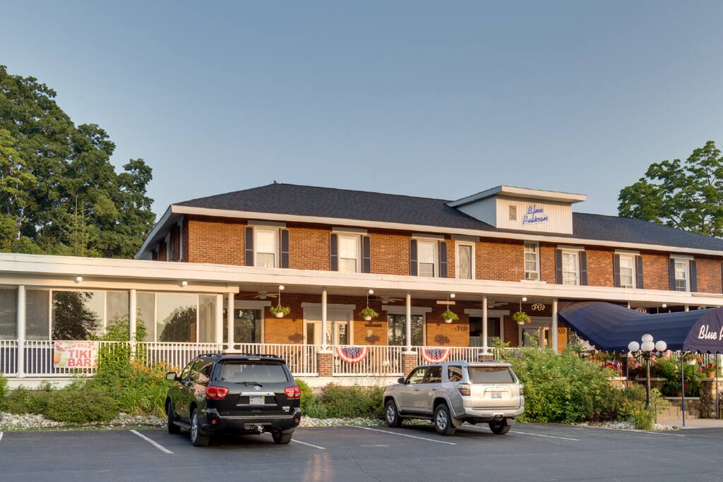 The Historic Blue Pelican Inn