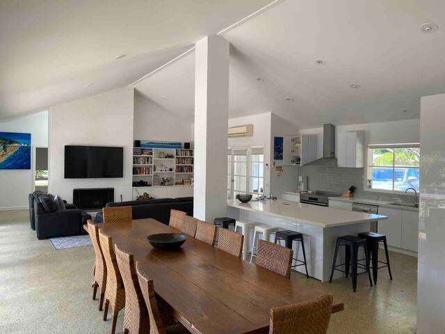 Blair Court Beach House gallery image 2