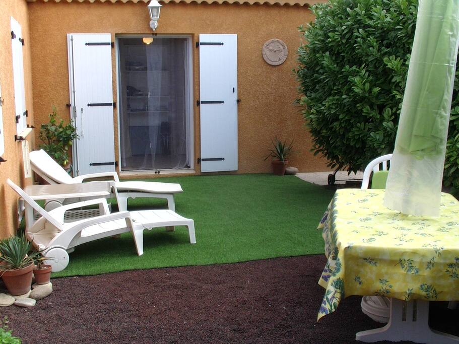 Espace jardin équipé