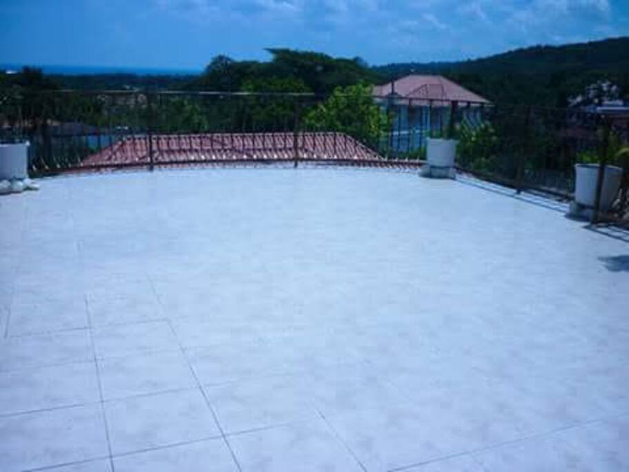 Large Balcony Space