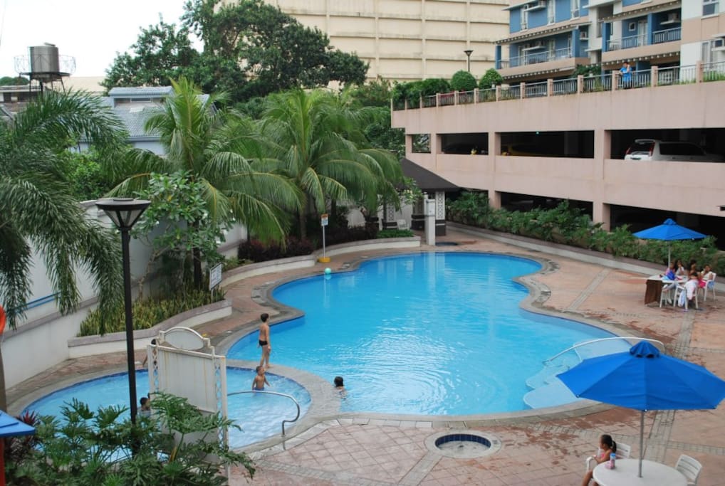 Outdoor swimming pool