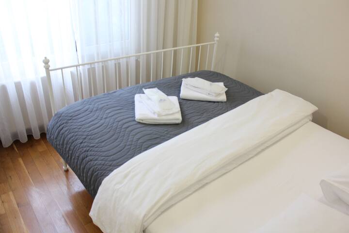 Superior Apartment (Street View) gallery image 2