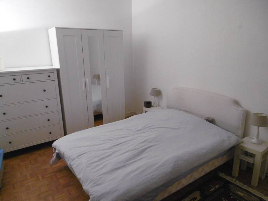 chambre parentale avec lit double