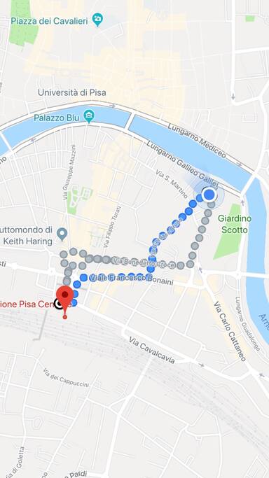 The train station is 8 minutes' walk away.