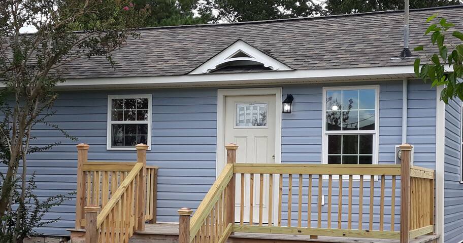 Holiday Homes & Apartment Rentals - Airbnb