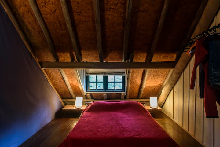 Double bed of mezzanines (low, Japanese type)  view without curtain