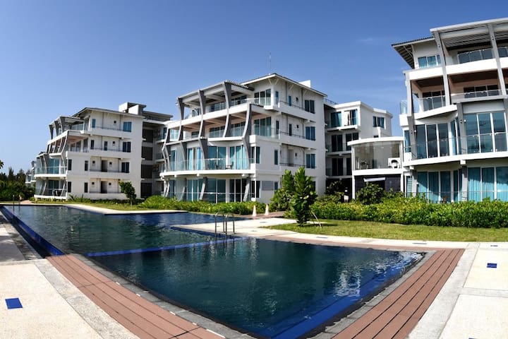 Beachfront Paradise Condo