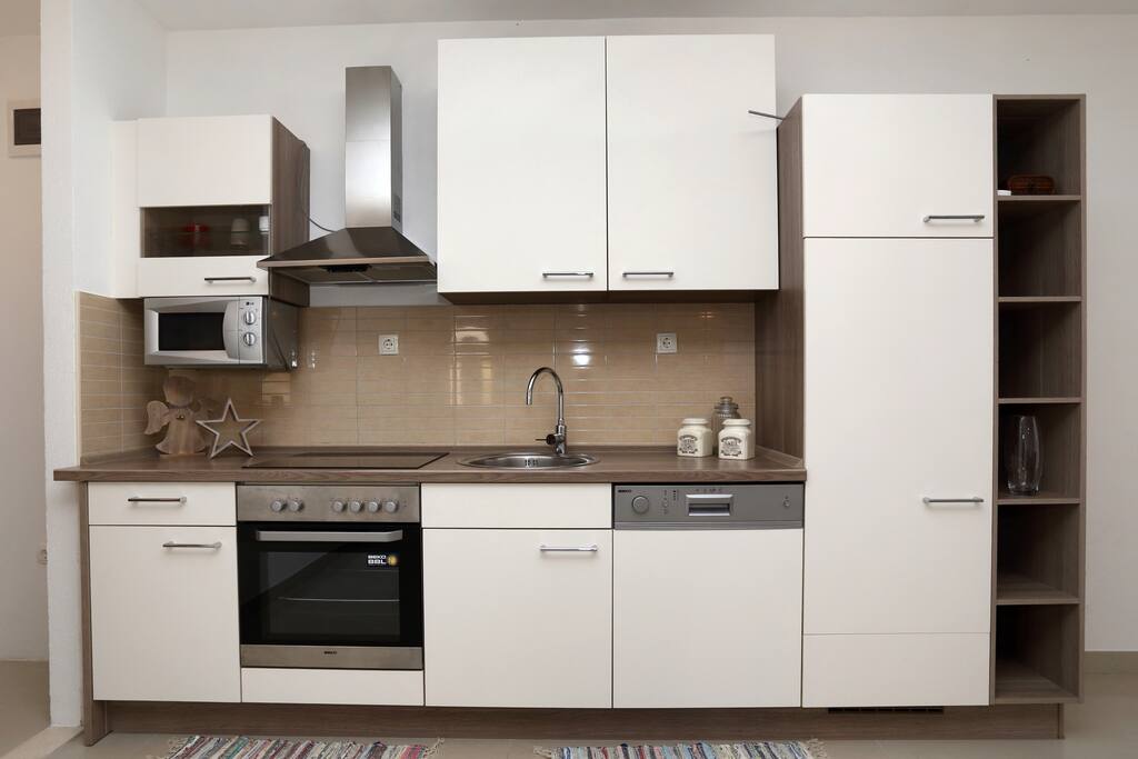 Ground floor apartment/Beige
