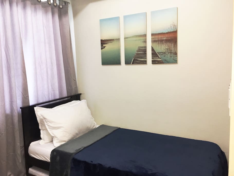 The bedroom has a Single and Trundle Bed with fresh linens for a comfortable nights rest.