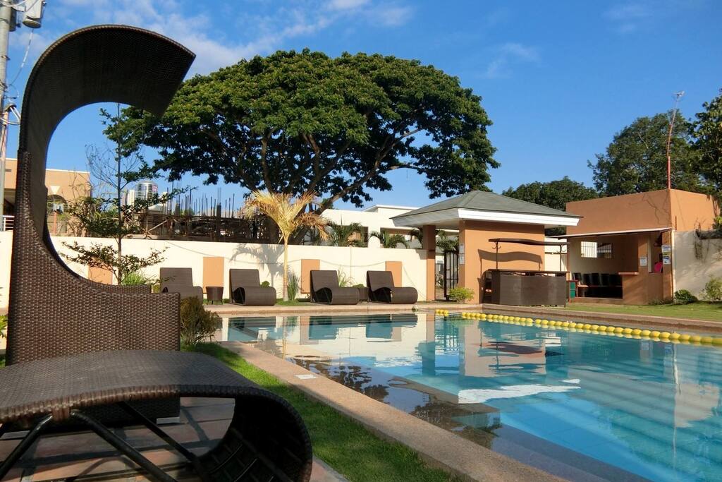 pool
