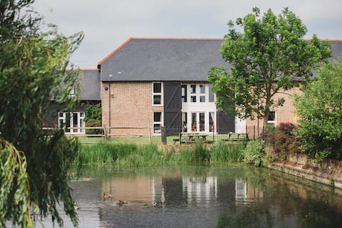 Large country barn cottage, lovely interior & view