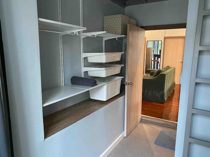 Kabati ya Chumba cha Kulala