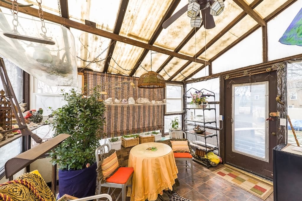 Sun Room / kitchenette