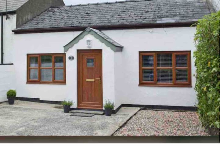 Greenfield Cottage An Oasis Of Calm Near Narberth Cottages For