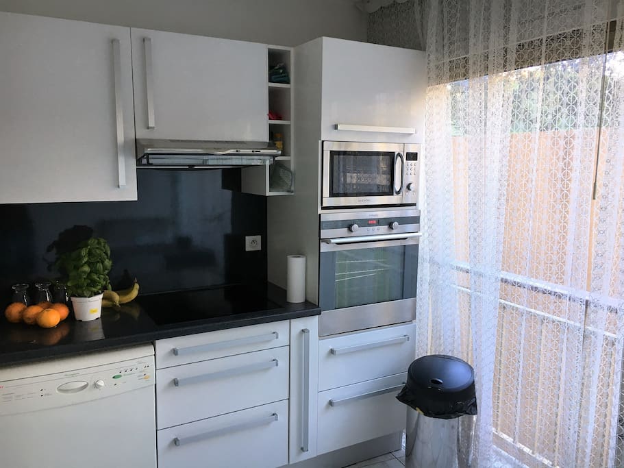 fully equiped kitchen