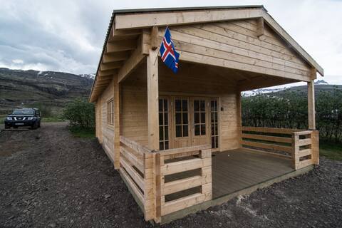 Bragdavellir Cottages - Kari