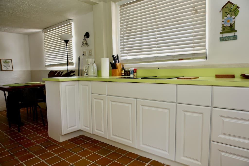 Kitchen, fully redone, Feb 2017