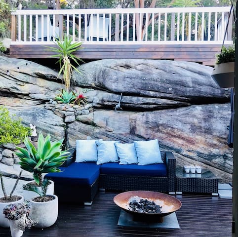 Bush Wonderland, minutes drive to the beach!