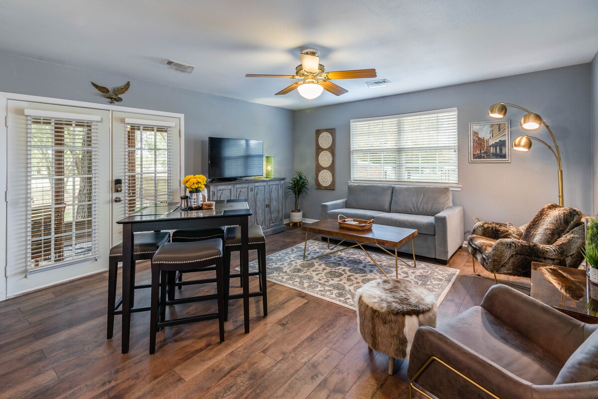 Top Airbnb: Entire Guest Suite - Pecan Grove Retreat - Sherman in Sherman