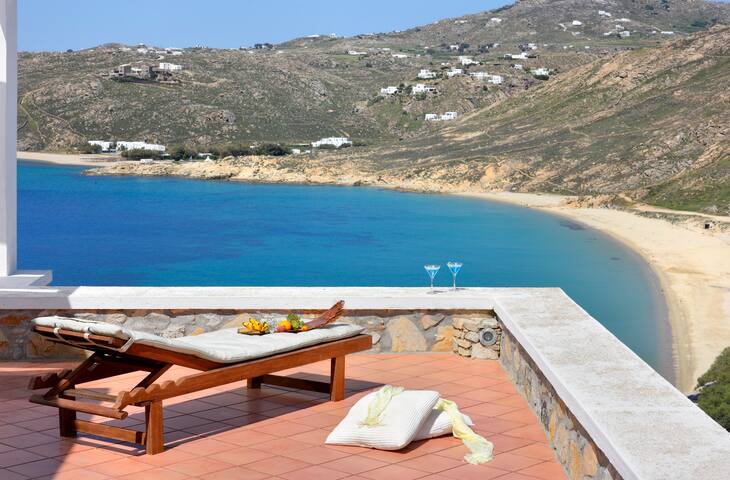 WONDERFUL VILLA CHRYSTA gallery image 4