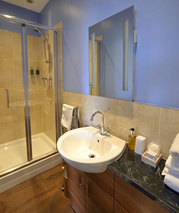 En-suite bathroom