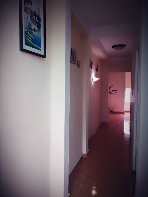 Pasillo de entrada/
Entry hall