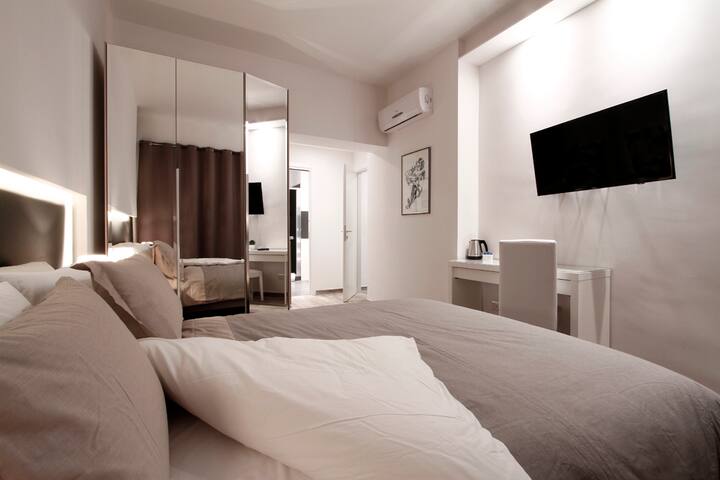 Great view on Testaccio 3 rooms 3 bathrooms