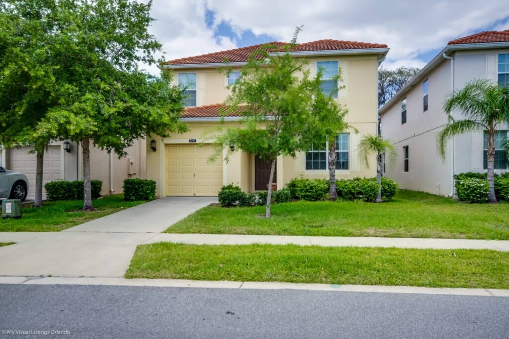 8925CubanPalmRd_3