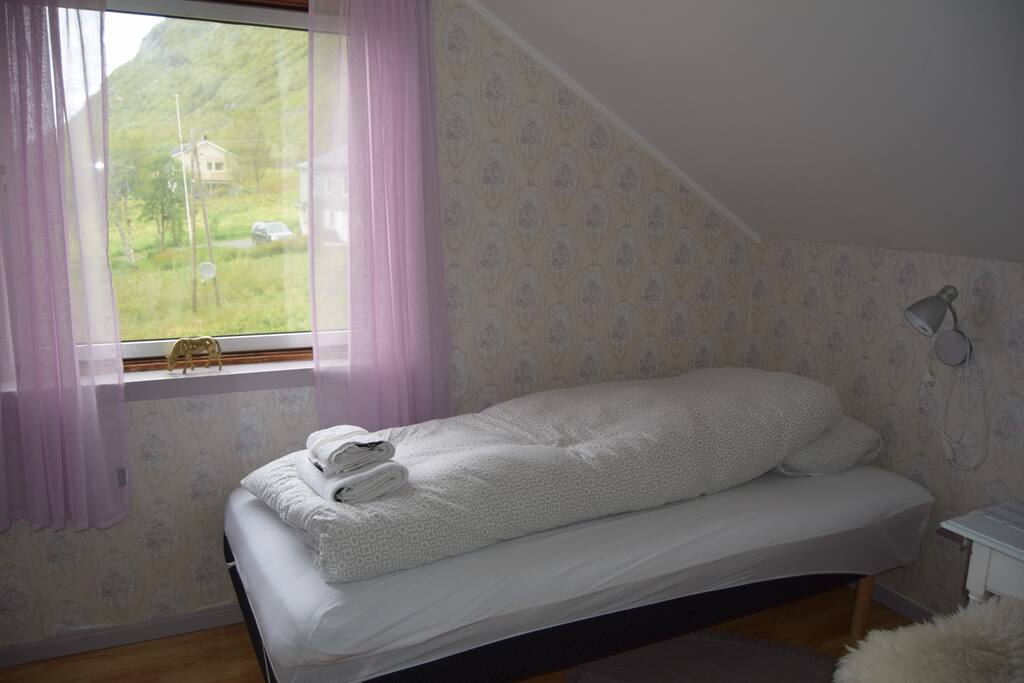 Girls room.