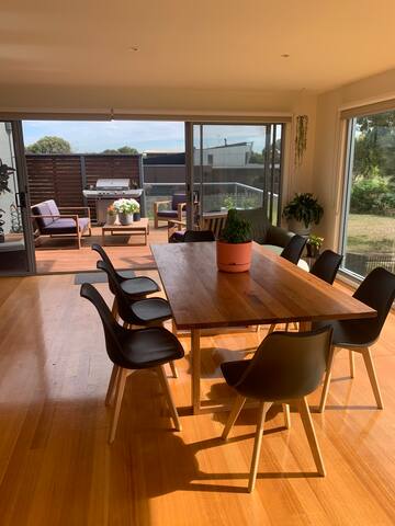 Tranquil house on the golf course gallery image 4