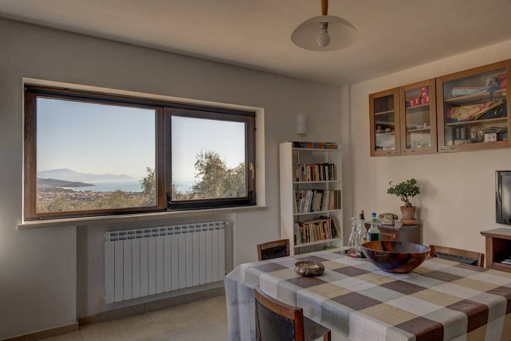 Livingroom/diningroom